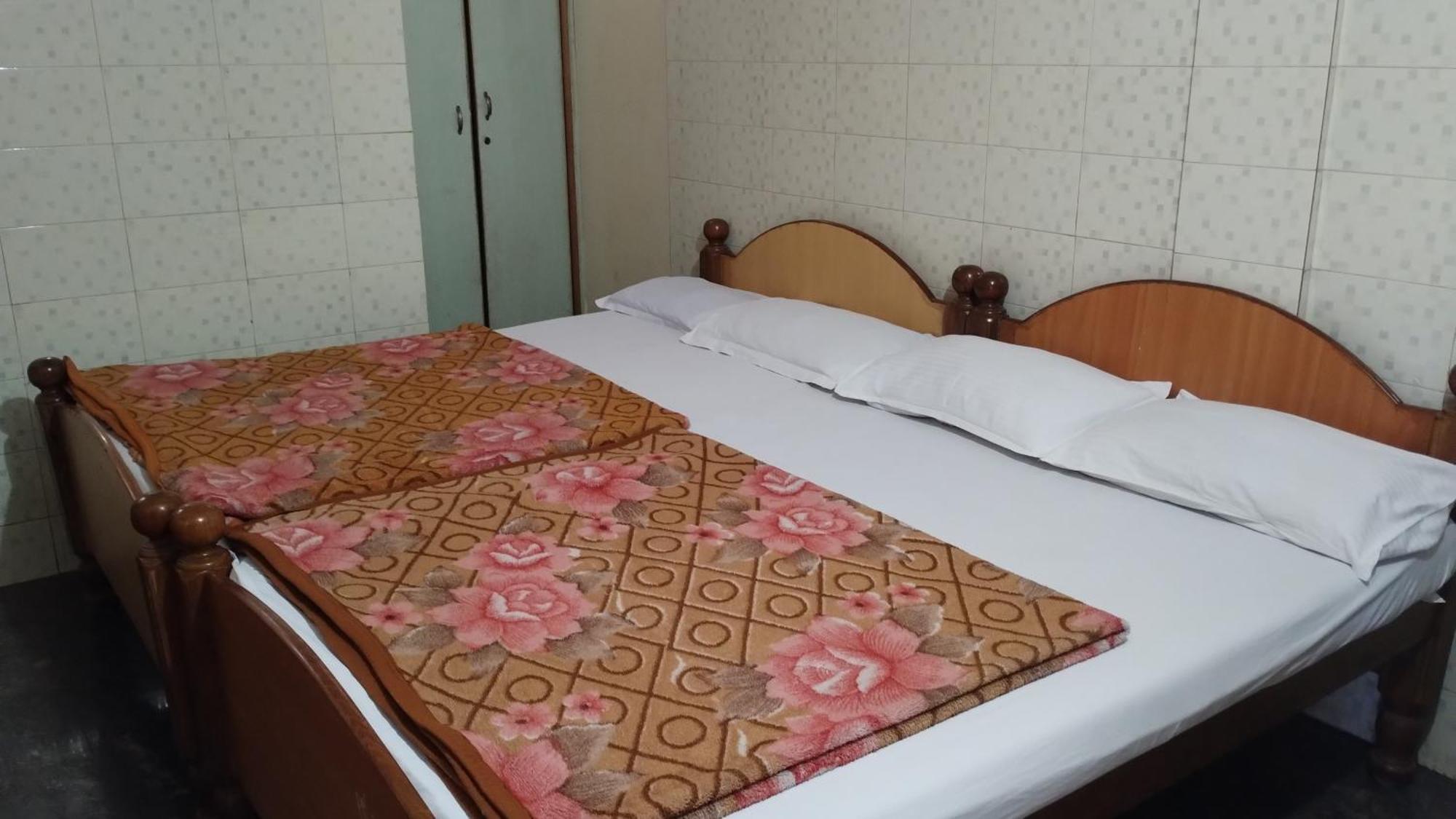 Sharada Kk Residency Villa Mysore Buitenkant foto